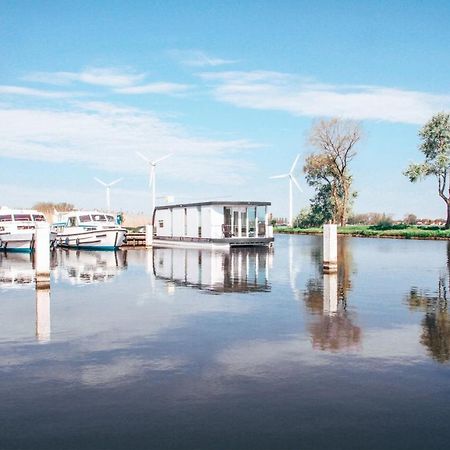 Homeboat Glamping Nieuwpoort Exterior foto